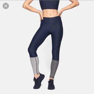 Outdoor voices 7/8 dipped warmup leggings in navy